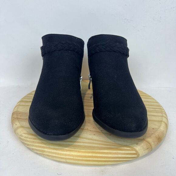 NEW Lifestride Women's Adriana Booties Black Microsuede 8.5 M - Picture 2 of 7